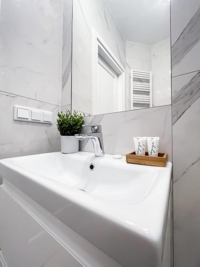 Warsaw Seasons By Alluxe Boutique Apartments Exterior foto
