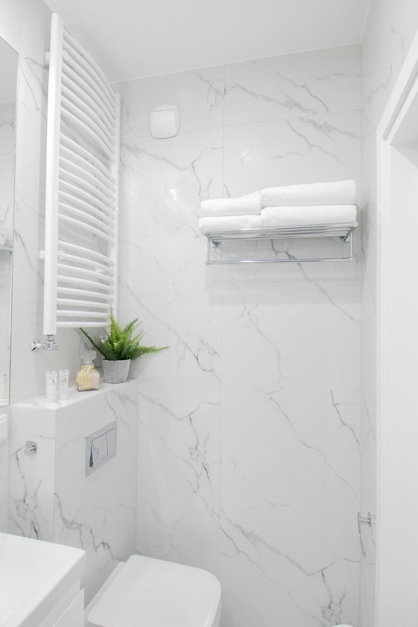 Warsaw Seasons By Alluxe Boutique Apartments Habitación foto