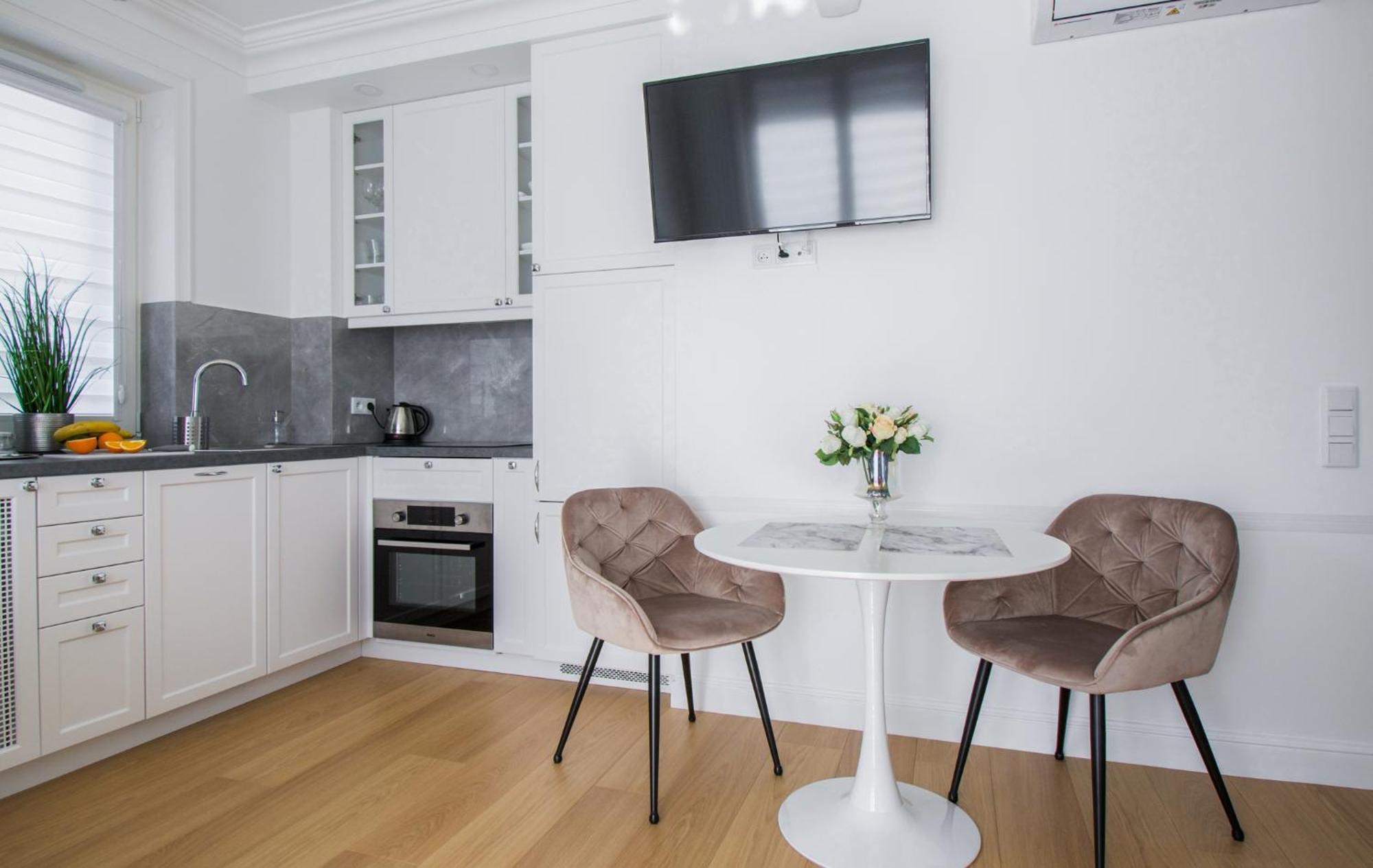 Warsaw Seasons By Alluxe Boutique Apartments Habitación foto