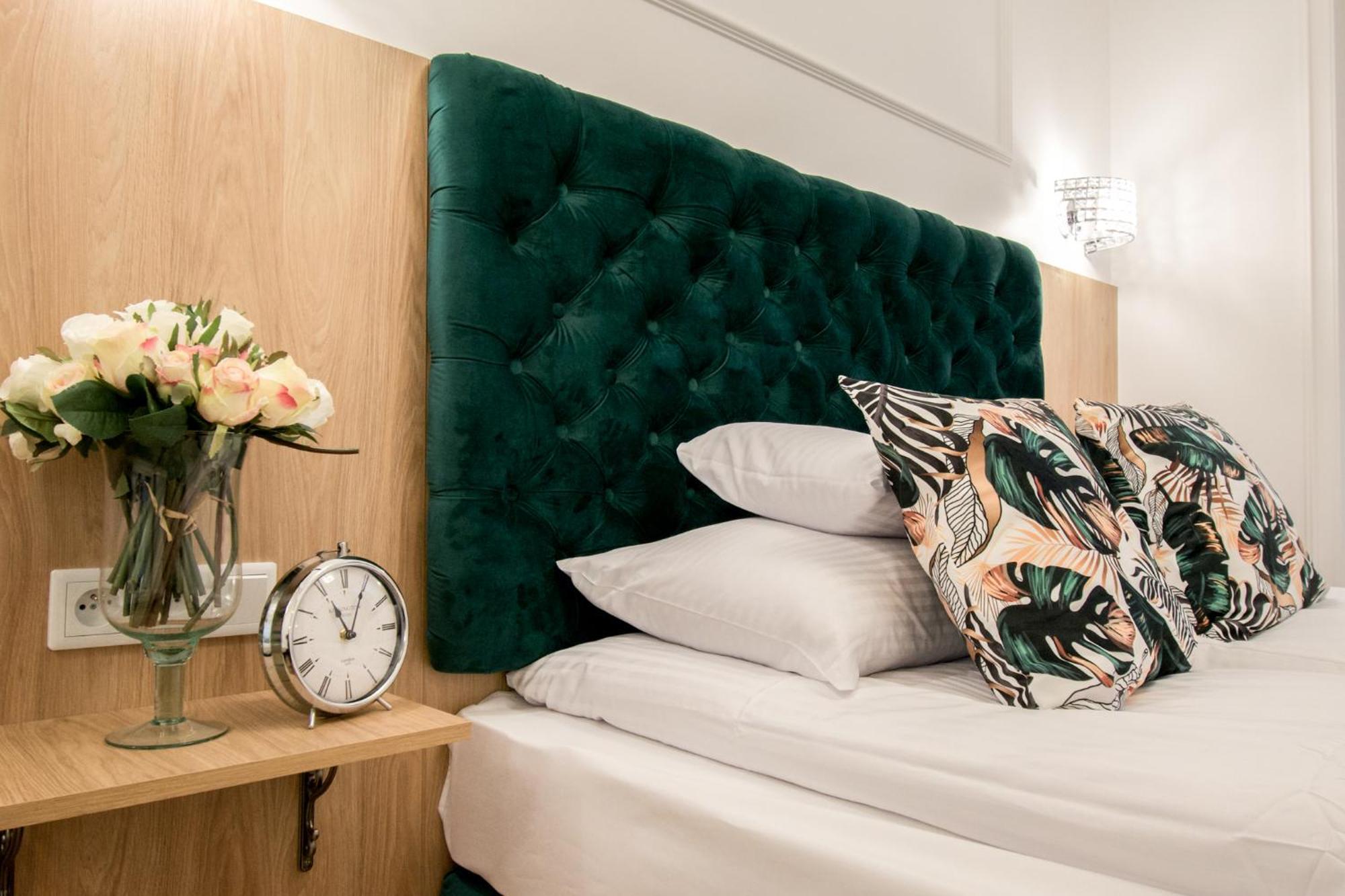 Warsaw Seasons By Alluxe Boutique Apartments Habitación foto