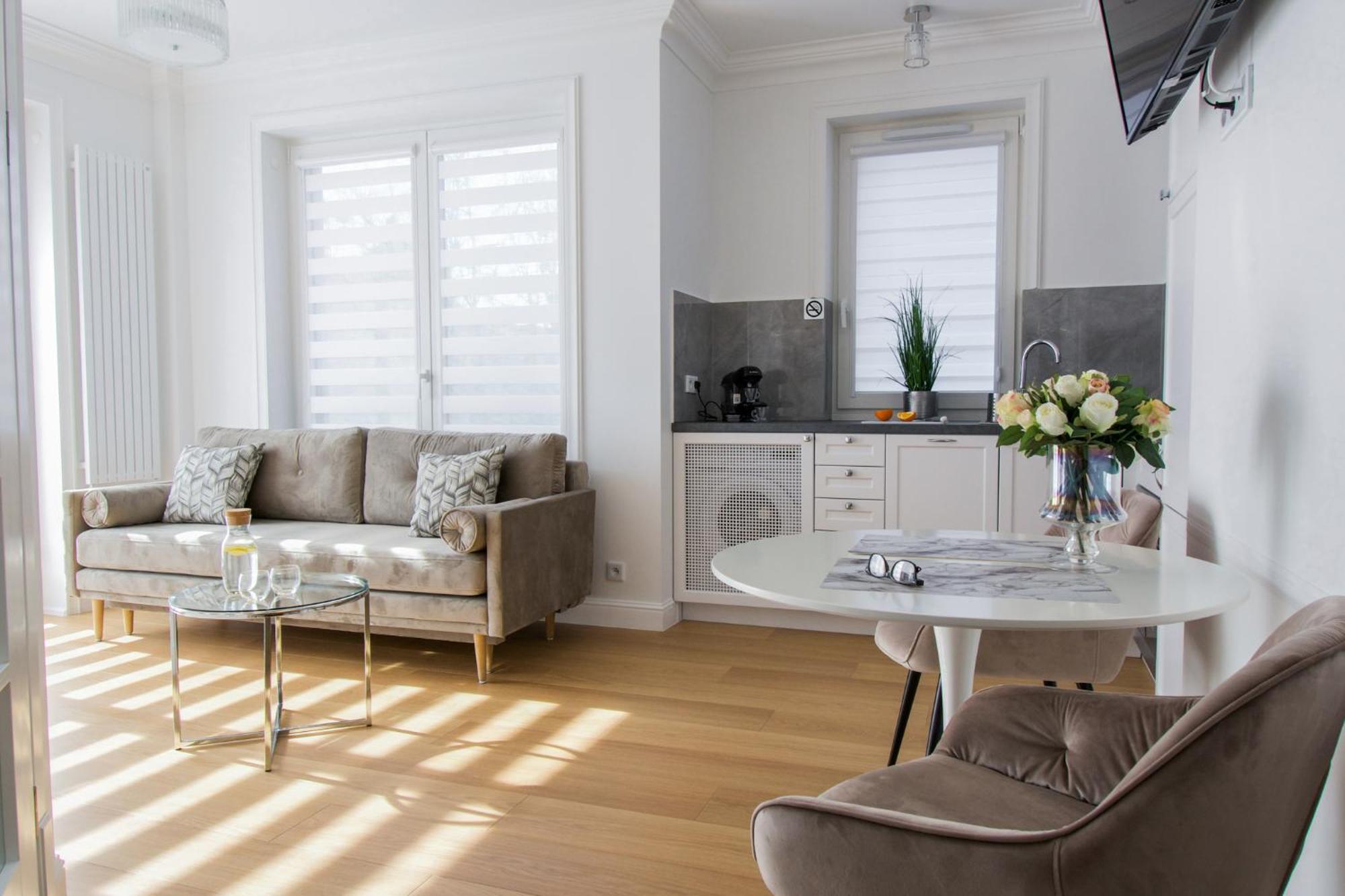 Warsaw Seasons By Alluxe Boutique Apartments Habitación foto